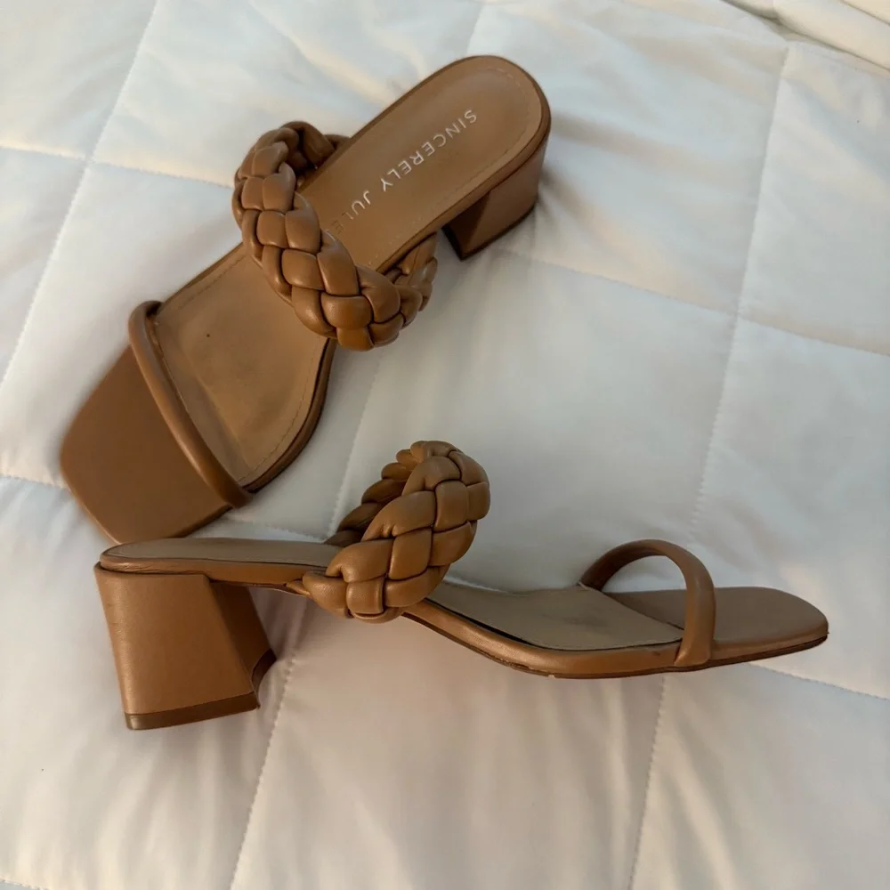 5 for $25!! Sincerely Jules Braided Tan Heeled Sandals Size 8 - Picture 4 of 10